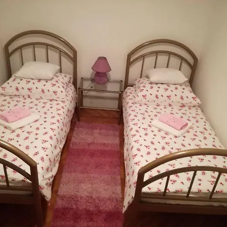 Apartment Nana *