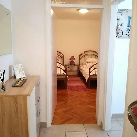 Apartment Nana *
