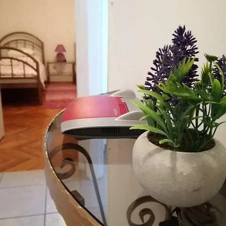 Nana Apartment